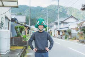 川と山に囲まれて。子どもとのびのび育つ暮らしかた